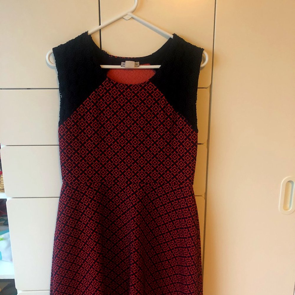 Women's Kokoon Dresses, size M